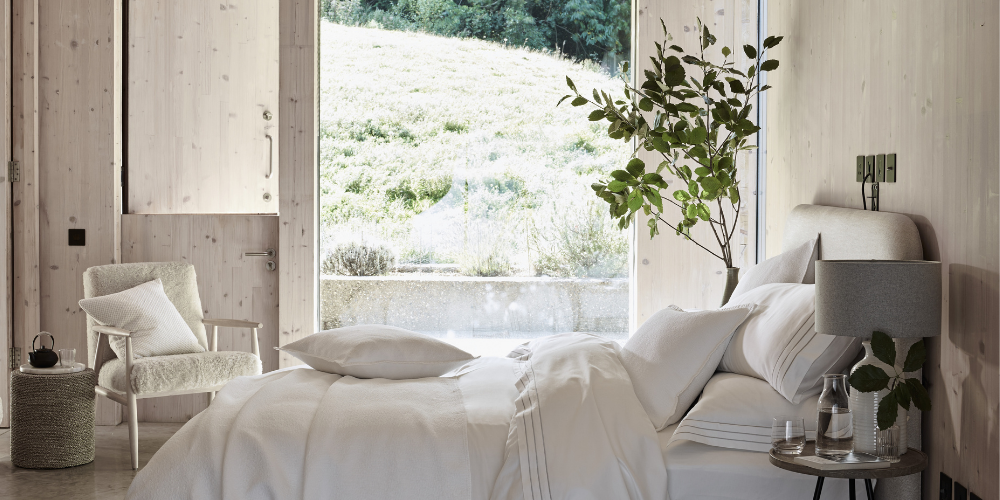 The White Company, A Guilt-Free Lie In